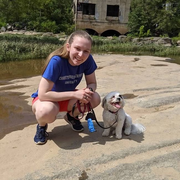 Meet your Posher, Claire - Picture 2 of 5